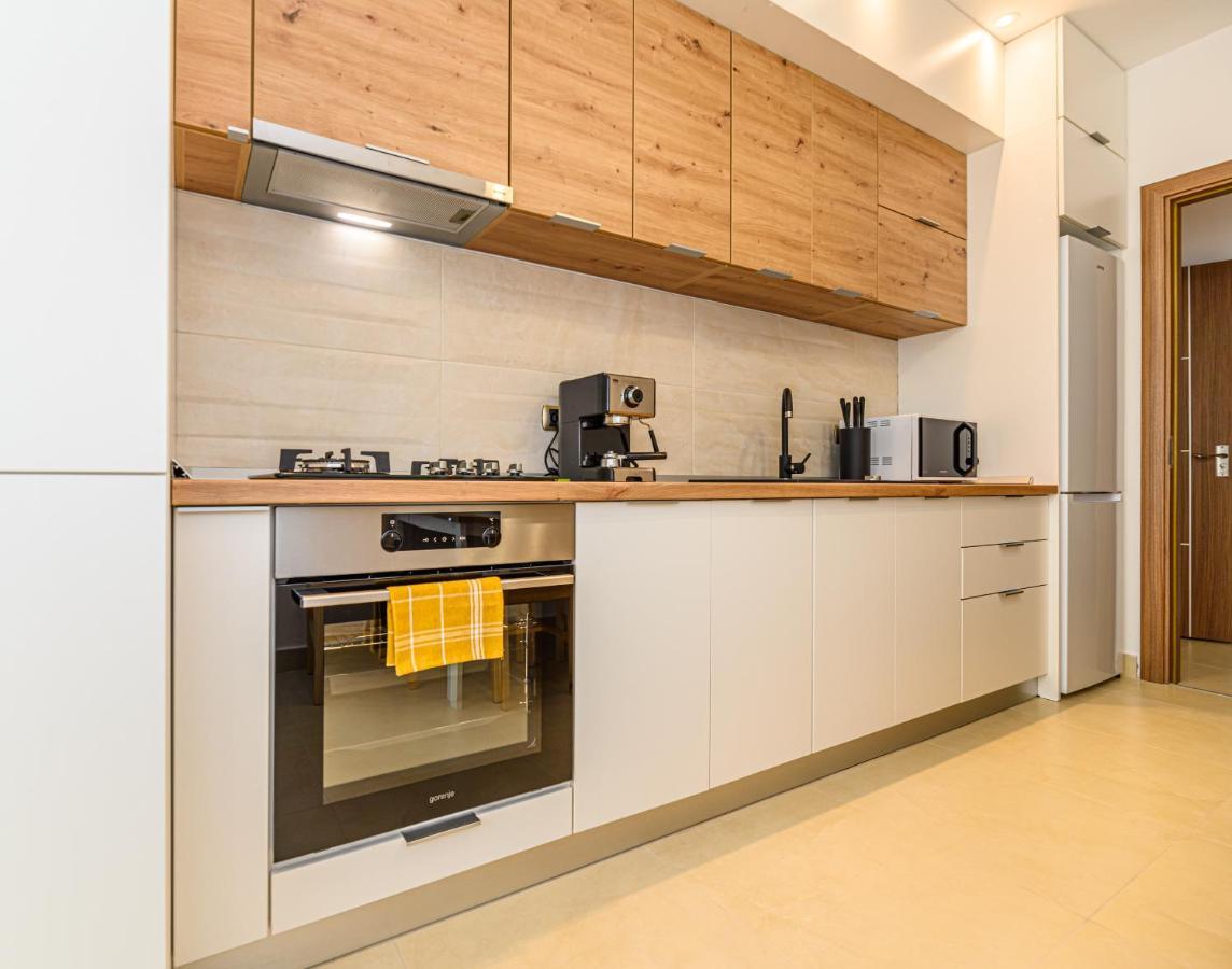 Isaran 2D4E Apartment Braşov Eksteriør billede