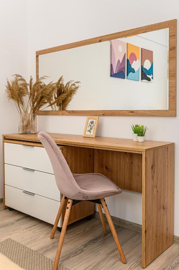 Isaran 2D4E Apartment Braşov Eksteriør billede