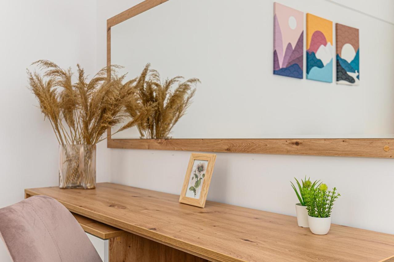 Isaran 2D4E Apartment Braşov Eksteriør billede
