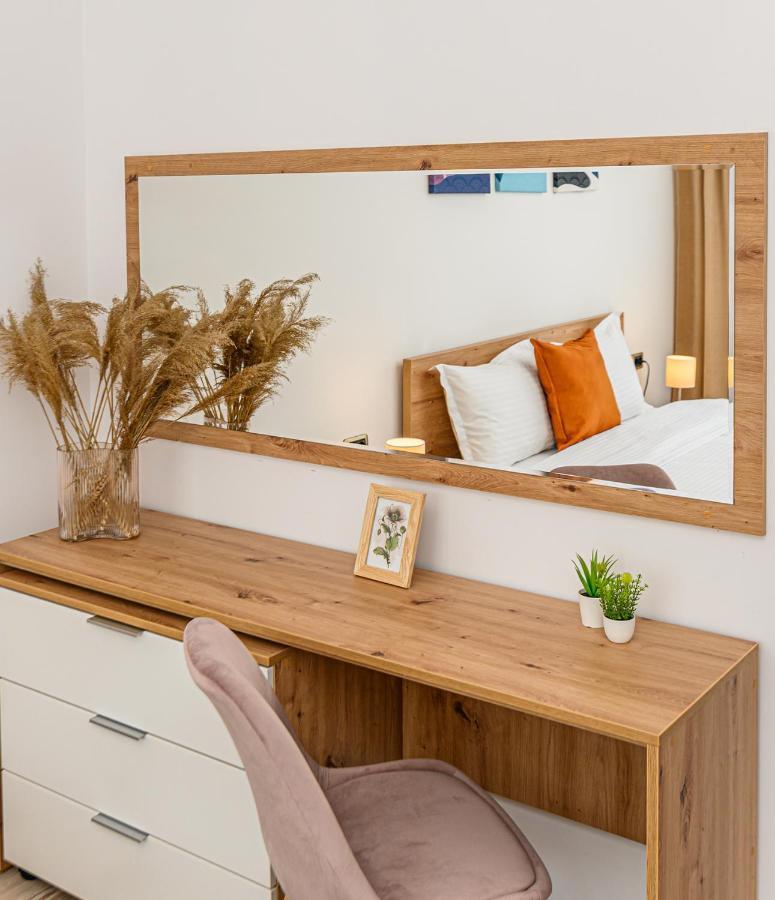 Isaran 2D4E Apartment Braşov Eksteriør billede