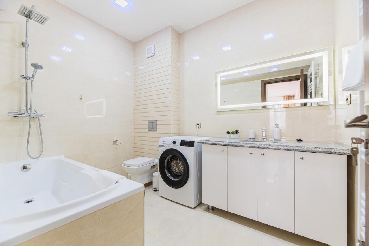 Isaran 2D4E Apartment Braşov Eksteriør billede